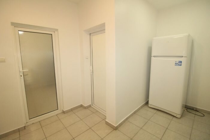 Romana, inchiriere apartament 2 camere, vila,